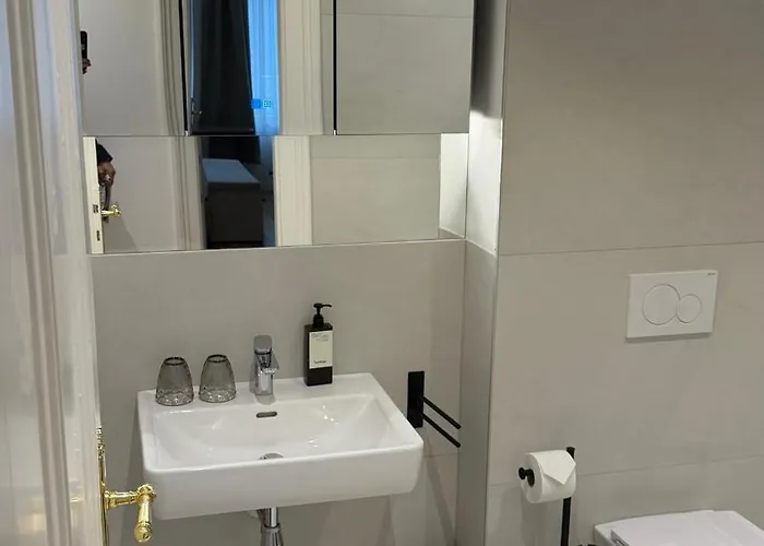Exclusiv Wohnen Im Herzen Von Appartamento Vienna